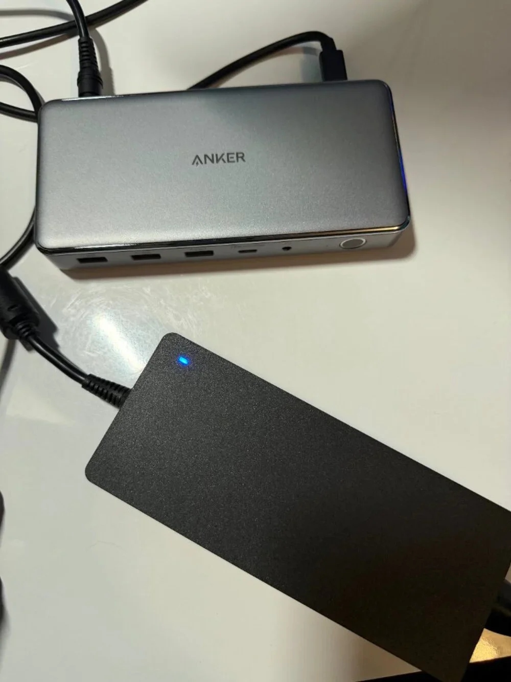 Anker Docking Station (DL6350), 10-Port Triple Display with Displaylink